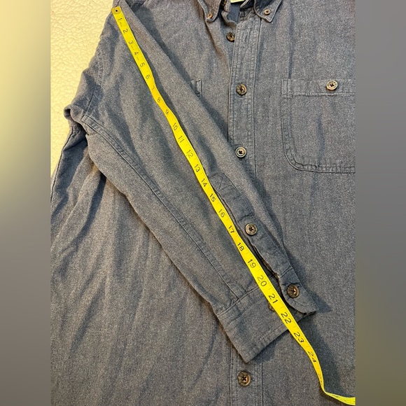 Duluth Navy Blue Flannel Button Up Shirt Men’s Medium - Picture 5 of 6